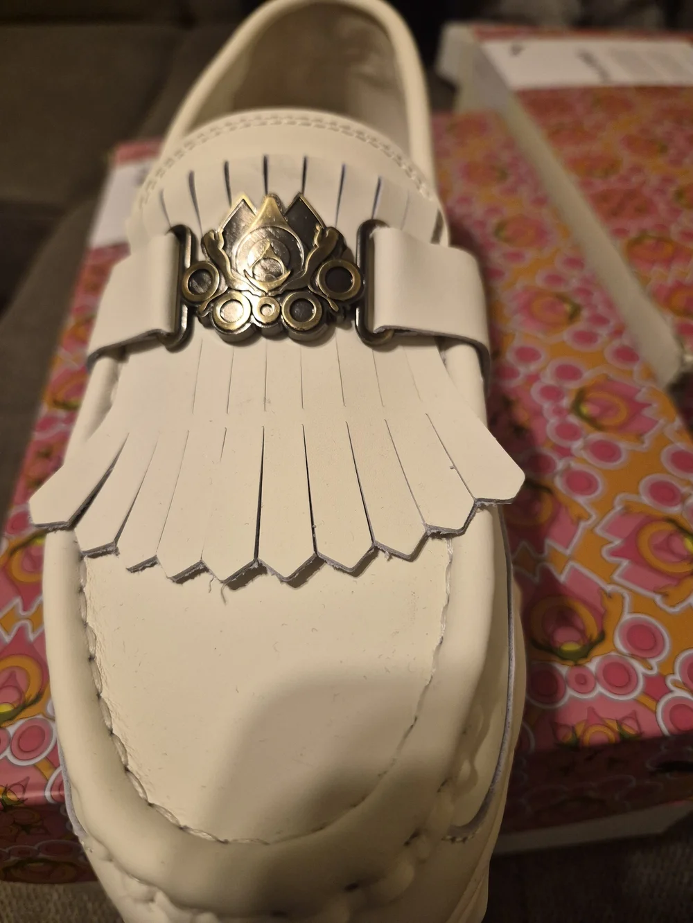 Women’s/Unisex White Kiltie Loafer with Decorative Gold Accent